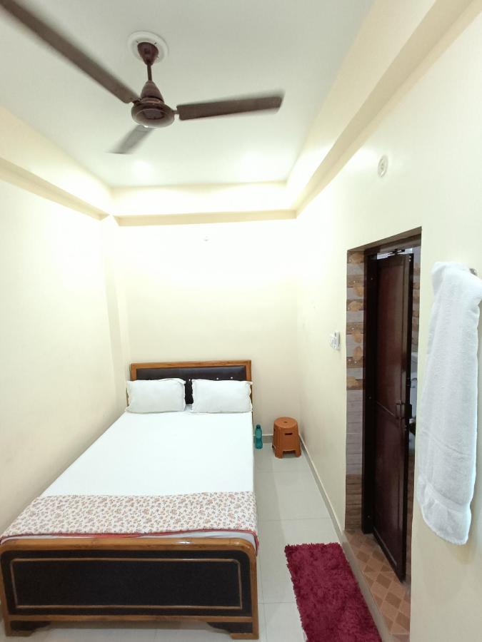 Saraswati Palace Benares Buitenkant foto